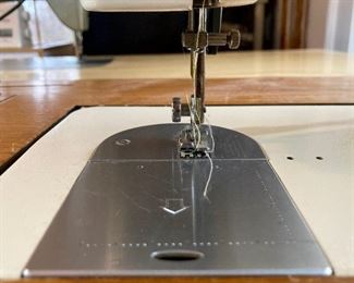 Seam Master sewing machine with table