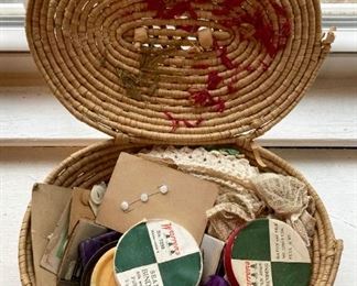 Wicker round sewing basket