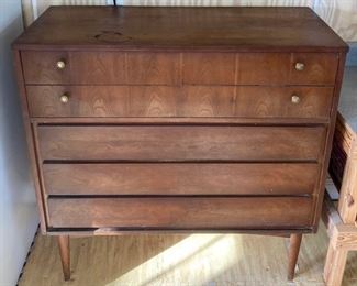Vintage Dixie four drawer dresser