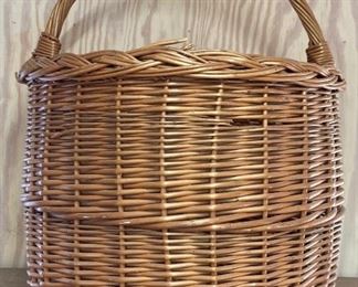 Assortment of wicker baskets
