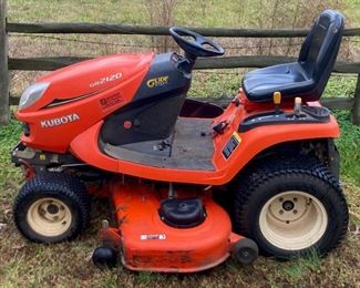 Kubota GR2120, low hours