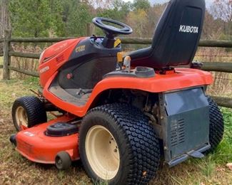Kubota GR2120, low hours