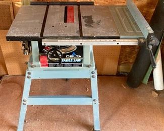 Delta table saw