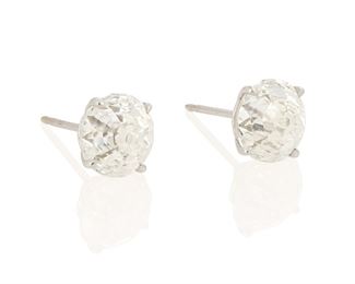 51
A Pair Of Diamond Stud Earrings
18k white gold; Stamped: 750 / 18k
Set with two round novelty-cut diamonds with GIA reports one dated May 7, 2014 stating the round novelty-cut diamond weighs 4.14cts. and graded H color and VS1 clarity and one dated June 18, 2014 stating the round novelty-cut diamond weighs 4.08cts. and graded H color and VSI clarity
3.6 grams
2 pieces
Estimate: $100,000 - $150,000