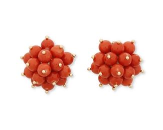 72
A pair of carnelian and diamond ear pendants
18k yellow gold
Topped with two oval cabochon carnelian each gauged at 16mm x 12mm further accented by circular drops set with a total of eighteen round carnelian spheres each gauged at 8mm and accented with twelve round full-cut diamonds totaling 0.57ct. in weight and graded H-I color and SI clarity 
1.25” W x 2.0” H
33.3 grams
2 pieces

Estimate: $3,000-5,000