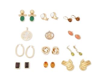 344
A Group Of Gold And Gemstone Jewelry
18k and 14k yellow gold; Variously stamped: 750 / 14k
Including a pair of 18k yellow gold sylized hollow wing earrings with post and omega clip backings (0.75" W x 1.375" H, 11.5 grams) and a group of 14k yellow gold jewelry including a tree charm (1.25" W x 1.50" H), a figural charm accented with a seed pearl halo (1.0" Dia), a pair of earrings set with rectangular step-cut garnets gauged at 13.8mm x 9.8mm (0.50" W x 0.625" H), a pair of drop earrings set with round mixed-cut citrines each gauged at 10.9mm (0.375" W x 1.125" H), a pair of earrings set with oval mixed-cut citrines each gauged at 14.0mm x 10.2mm with post and omega clip backings (0.375" W x 0.50" H), a pair of earrings centering mabe pearls each gauged at 13.1mm in diameter with post and omega clip backings (0.625" W x 0.875" H), a pair of earrings centering oval coral each gauged at 13.8mm x 10mm (0.50" W x 0.625" H), a pair of drop peridot earrings largest gauged at 9mm x 7mm (