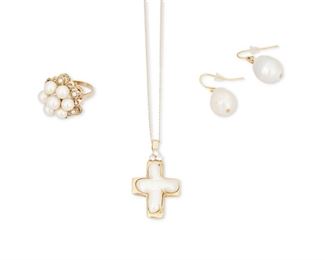 357
A Group Of Jewelry
14k yellow gold and gold-filled; Ring stamped: 14k
Including a 14k yellow gold pendant featuring a cross-shaped baroque freshwater pearl topped with three round full-cut diamonds totaling approximately 0.25ct. in weight and graded H-I color and SI clarity (0.875" W x 1.625" H) suspended on a detachable 14k yellow gold neck chain (16.0" L), a 14k yellow gold ring centering a cluster of seven cultured pearls gauged at 6.0mm - 6.7mm further surrounded by six seed pearls (0.75" Dia; ring size: 6) and a pair of gold-filled french wire and simulated pearl earrings (0.50" W)
14k: 16 grams; Pearl earrings: 6.6 grams
5 pieces
Estimate: $500 - $700