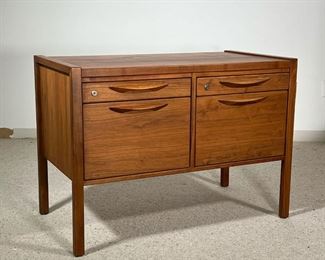 JENS RISOM SIDE CABINET  |  
Finished back, no apparent plaque or markings - l. 39.5 x w. 21 x h. 28.5 in.