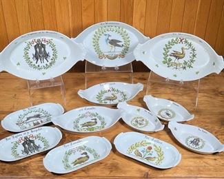 (13pc) D'AUTEUIL DISHES & TRAYS  |
Porcelaine d'Auteuil "Chambord" serving dishes, by Giraud Limoges and Apilco France, including four 14-inch long trays, two 11-inch long trays, three 8.75-inch long trays, and four 10-inch long trays.
