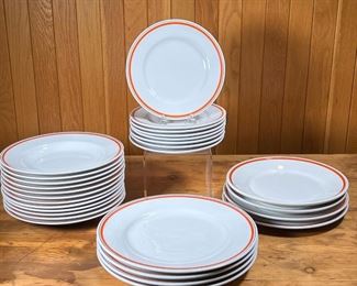 (28pc) D'AUTEIL DINNERWARE  |
Porcelaine D'Auteuil Birstrot Rust Orange French dinnerware, including 12 low dishes (dia. 9 in.), 4 dinner plates, 8 bread plates, and four other plates
