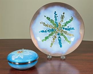 (2pc) ENAMEL DISHES  |
Including a Japanese lidded box with floral design, and a Bovano plate with blue and green decoration - dia. 9 in. (largest)
