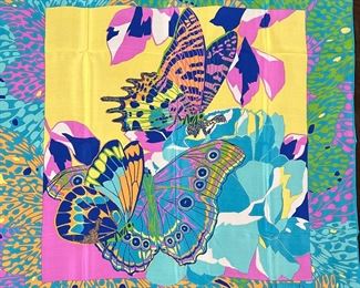 DIOR SILK SCARF  |
Christian Dior 100% silk scarf with colorful butterfly pattern - l. 30 x w. 30 in.