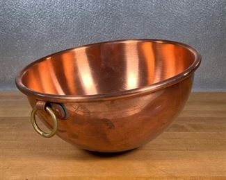COPPER MIXING BOWL  |
Made in France, stamped but with no apparent makers mark, single handle - h. 5.5 x dia. 11 in.
