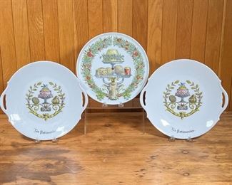 (3pc) D'AUTEUIL PLATES  |
Including a fromage de France plate (dia. 10 in.) and two double handled plates "Les Patisseries" (w. 11.5 in.)

