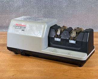 CHEFS CHOICE COMMERCIAL SHARPENER  |
Diamond hone sharpener model 2000 made in USA!