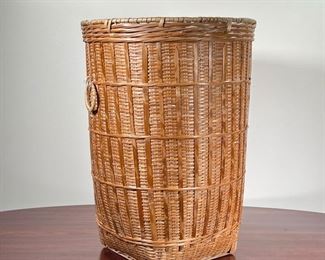 TALL WICKER BASKET  |
h. 21 x dia. 16 in.