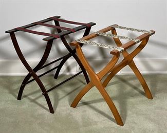 FOLDING LUGGAGE RACK  |
With floral stitched fabric supports - l. 22.5 x w. 12.5 x h. 20 in.