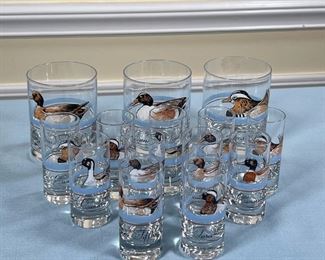 (14pc) D'AUTEUIL BARWARE  |
Including three low drink glasses (h. 4 x dia. 3 in.) and 11 "shot" glasses all decorated with different types of ducks
