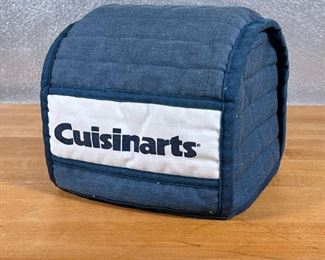 CUISINART BLADE HOLDER  |
With blades and a cloth safety cover - l. 7 x w. 6.5 x h. 6.5 in. (overall)