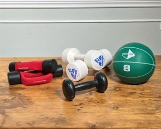 (6pc) WORKOUT EQUIPMENT SET  |
8 lbs. medicine ball, a pair of 6 lbs. "triangle" dumbbells, pair 3 lbs. "heavy handed" dumbbells, and an individual 5 lbs. unmarked dumbbell - l. 9 x dia. 3 in. (largest)
