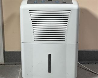 GE DEHUMIDIFIER  |
Model ADEL30LRQ1