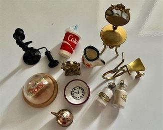  Group of doll house accessories 