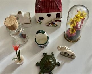  Group of miniature items