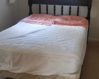 Sturdy full size bed