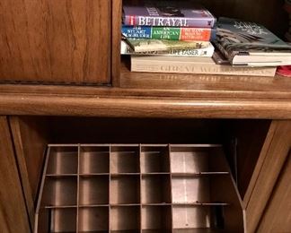 Bookcase Wall Unit with Mini Bar 