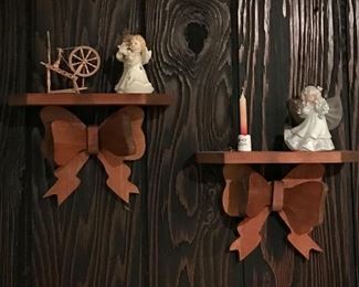 Bow Floating Wall Shelves with Miniature Décor