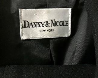Danny and Nicole Women's Pant Suit, L 