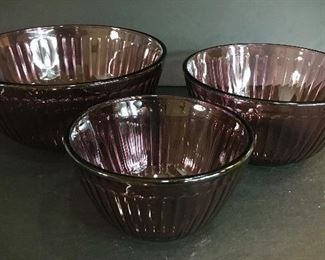 Purple Pyrex Glass Stacking Bowls 
