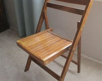 Mid-Century Wooden Folding Chair