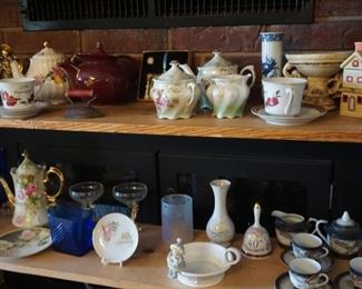 tea sets, bells, tea pots