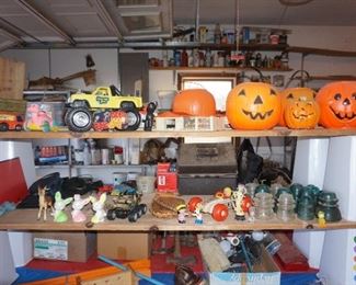 toys, Halloween pumpkins