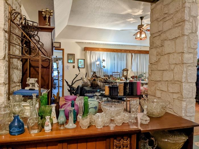 Northeast San Antonio Estate Sale starts on 12/3/2022