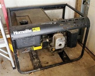 Homelite 4400 Watt Gas Powered Generator, 8 HP Briggs & Stratton Engine, Model # 137412