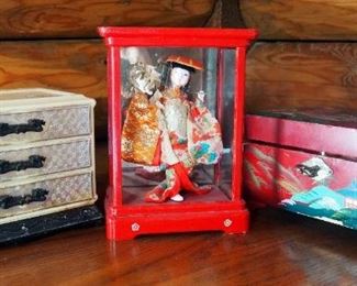 1950s Japanese Geisha Girl In Display Box, Painted Wood Flip Top Jewelry Box And 3 Drawer Jewelry Chest