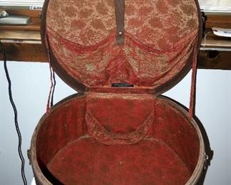 Vintage Horn Luggage Genuine Cow Hide Hatbox