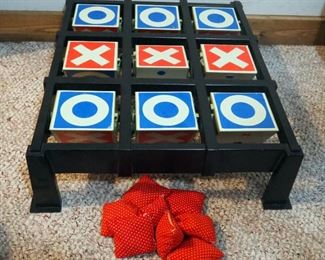 Tic Tac Toe Bean Bag Toss Game, 5.5" x 20.5" x 17.5"
