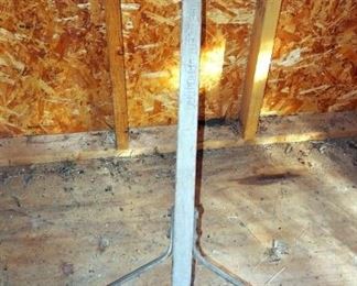 The Silent Yard Man Vintage Push Powered Mower With 22" Cutting Deck