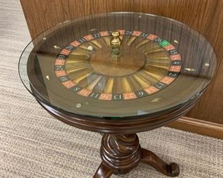 Roulette side table