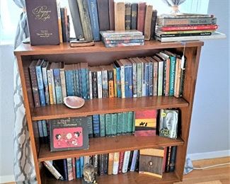 GOOD SELECTION OF BOOKS, VINTAGE BOOK CASE