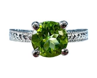 14kt White Gold Peridot Ring