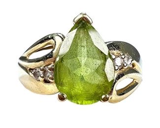 14kt Yellow Gold Peridot and Diamond Ring