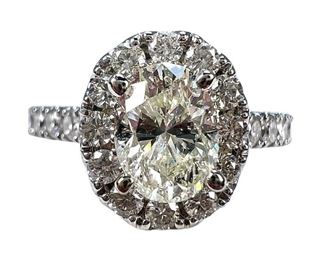Beautiful Neil Lane 14kt White Gold Oval Halo Engagement Ring 1pt5 ct