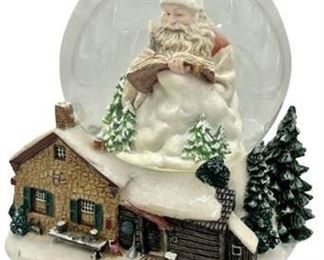 Lot 052
Norman Rockwell Snow Globe "Santa"