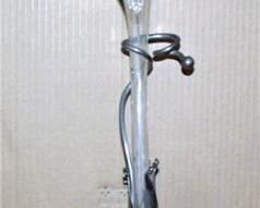 Lot 003
Epergne glass & silver plate 15"