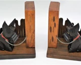 Lot 010
Scottie Dog Bookends
