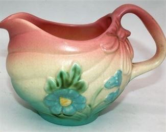 Lot 034
Hull Bow Knot Cream pitcher